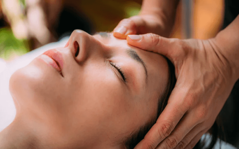 Chiropractic care for headaches and neck pain